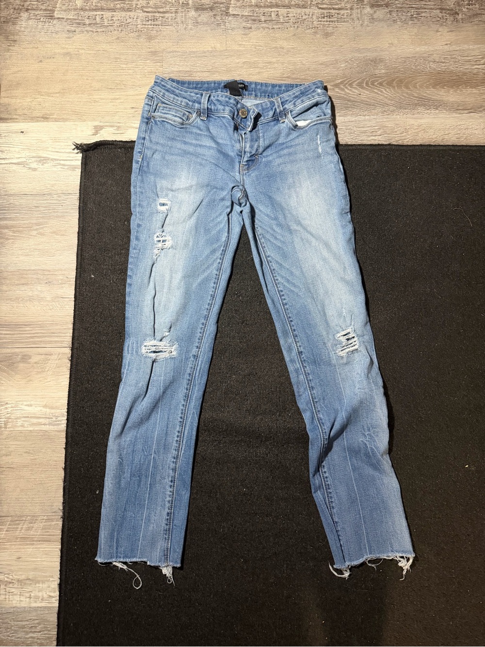 White house jeans